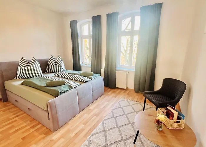 Komfortable Im Stadtzentrum Und Seenaehe * Grossraeschen